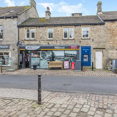Market Square Grassington